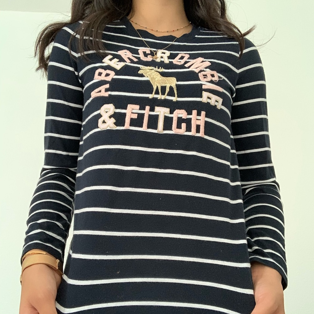 Abercrombie logo long sleeve